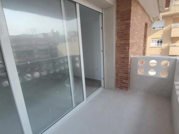 Venta de piso en Avenida Virgen del Carmen, Torrevieja
 photo 4