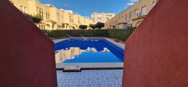 Дуплекс на продажу в Avenida de Holanda, 40, Торревьеха photo 1