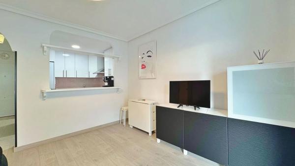 Venta de piso en Barrio Los Europeos, Torrevieja
 photo 2