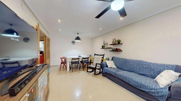 Venta de piso en Barrio Gaspar Perrelló, Torrevieja
 photo 1