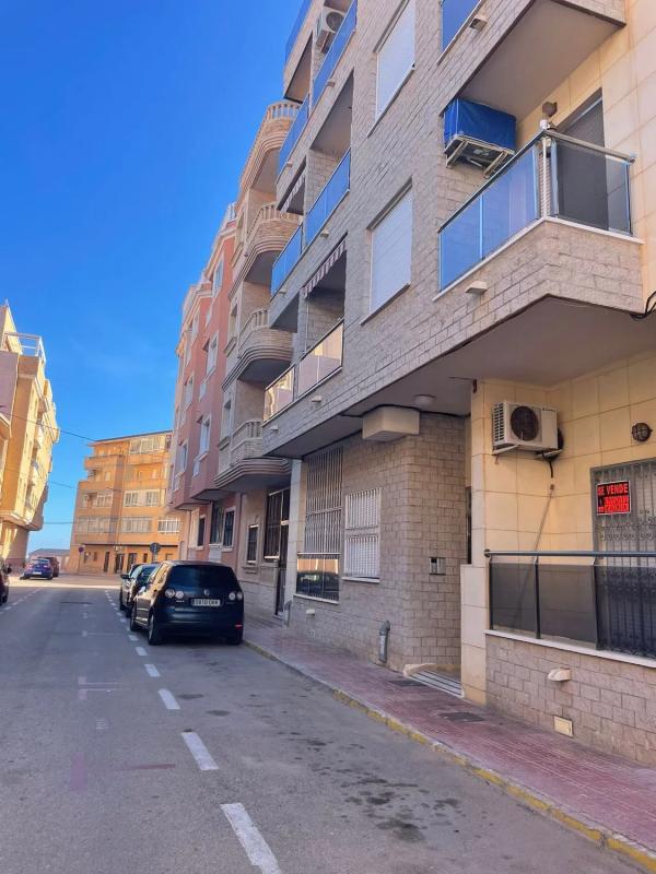Venta de piso en Calle Antonio Gil, 7, Torrevieja
 photo 2