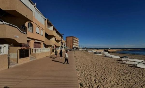 Venta de piso en Barrio Gaspar Perrelló, Torrevieja
 photo 4
