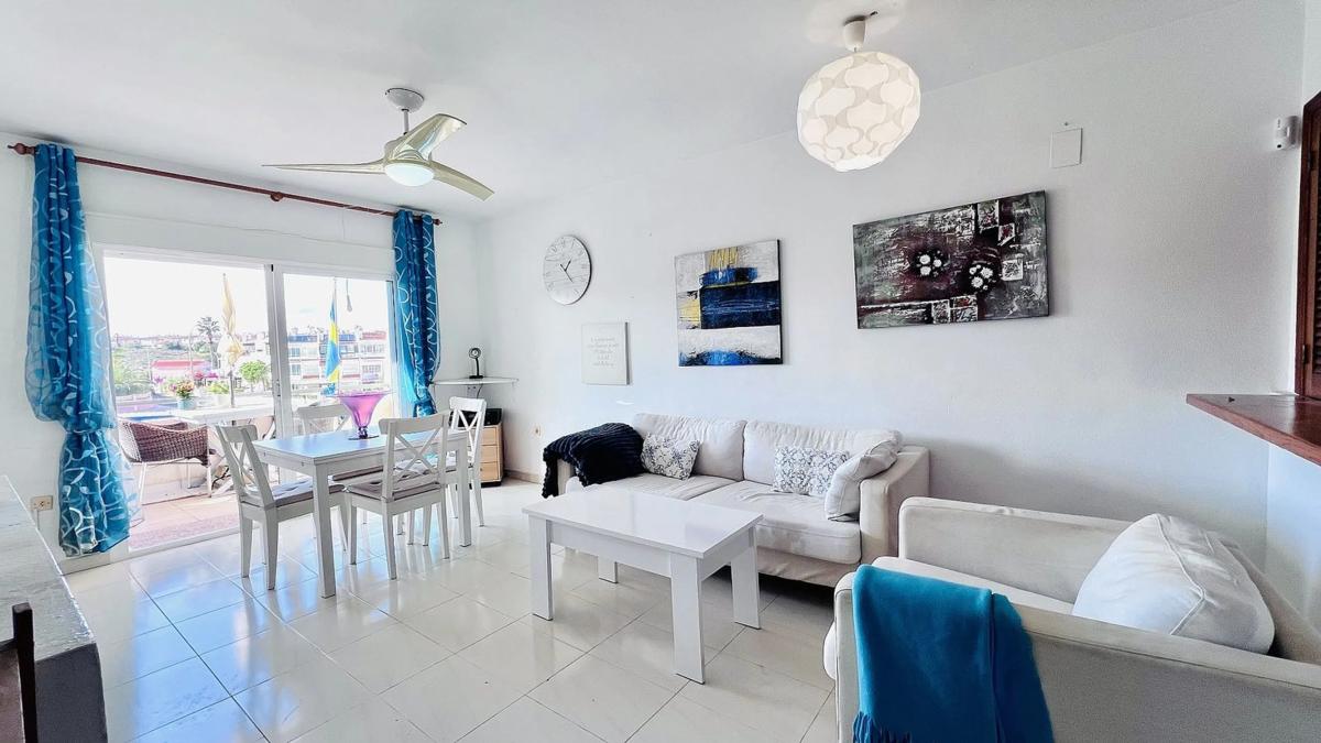 Penthouse sale in Avenida Alfredo Nobel, Torrevieja photo 2