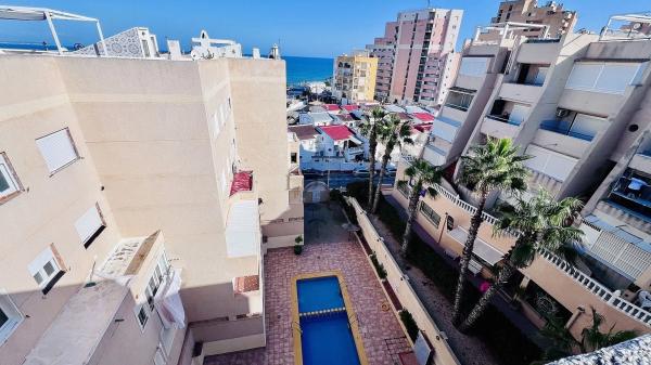 Duplex en venta en Carretera del Torrejón, 12, Torrevieja photo 1
