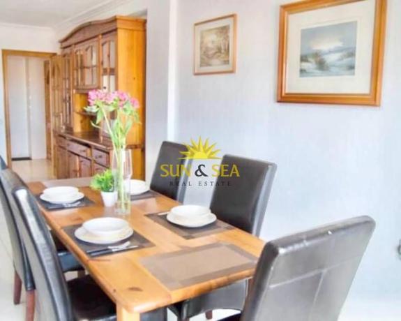 Chalet independiente en venta en Barrio Los Europeos, Torrevieja
thumbnail 2