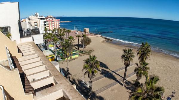 Venta de piso en Barrio Gaspar Perrelló, Torrevieja
 photo 1