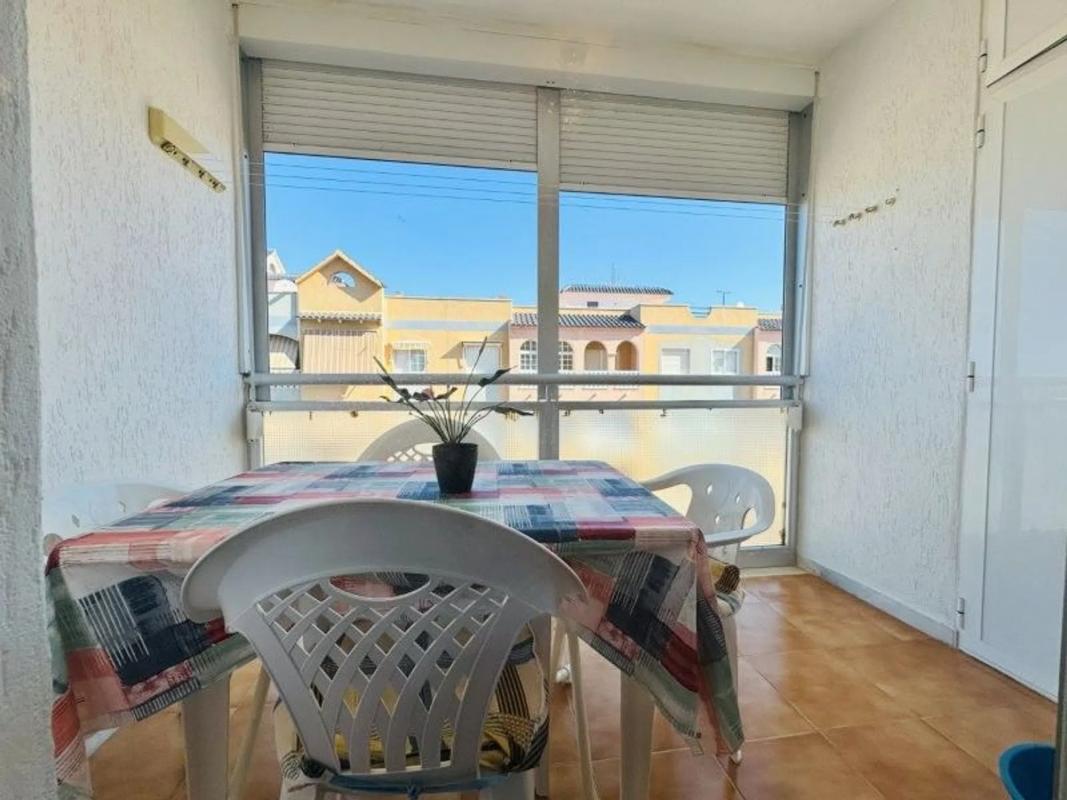 Venta de piso en Barrio Gaspar Perrelló, Torrevieja
photo 5