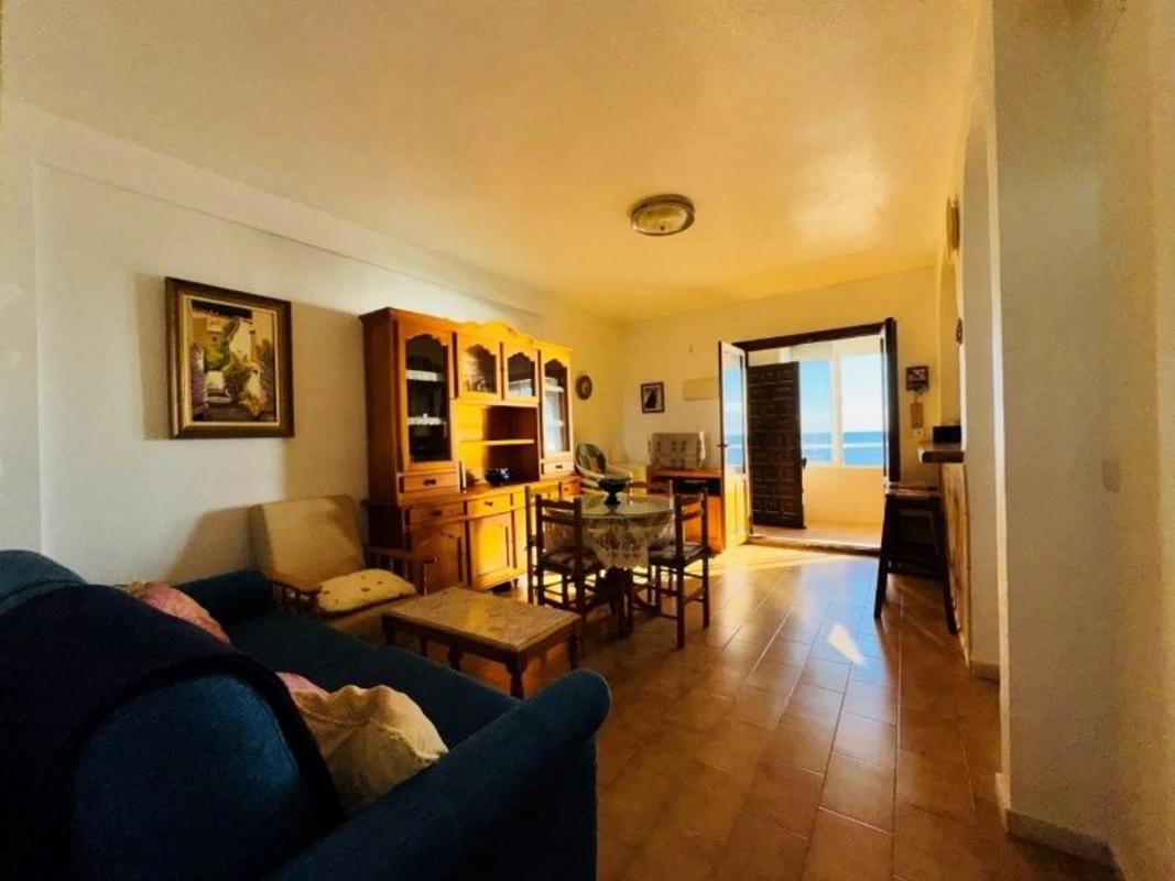 Venta de piso en Barrio Gaspar Perrelló, Torrevieja
photo 3