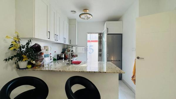 Independent chalet for sale in Barrio La Siesta - El Salado - Torreta, Torrevieja
 photo 3