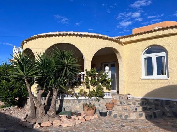 Chalet wolnostojący na sprzedaż w  Barrio La Siesta - El Salado - Torreta, Torrevieja photo 4