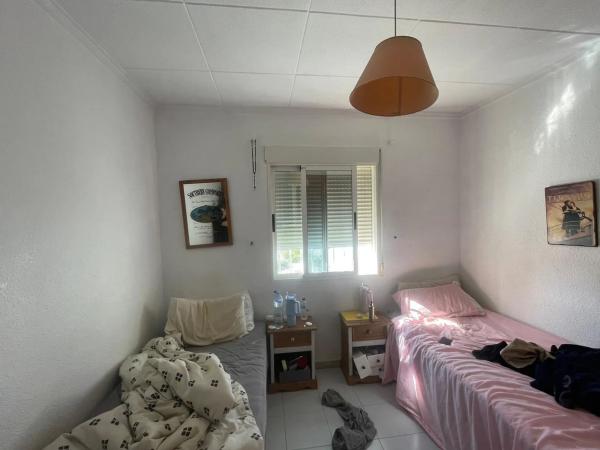Independent chalet for sale in Barrio La Siesta - El Salado - Torreta, Torrevieja
 photo 3