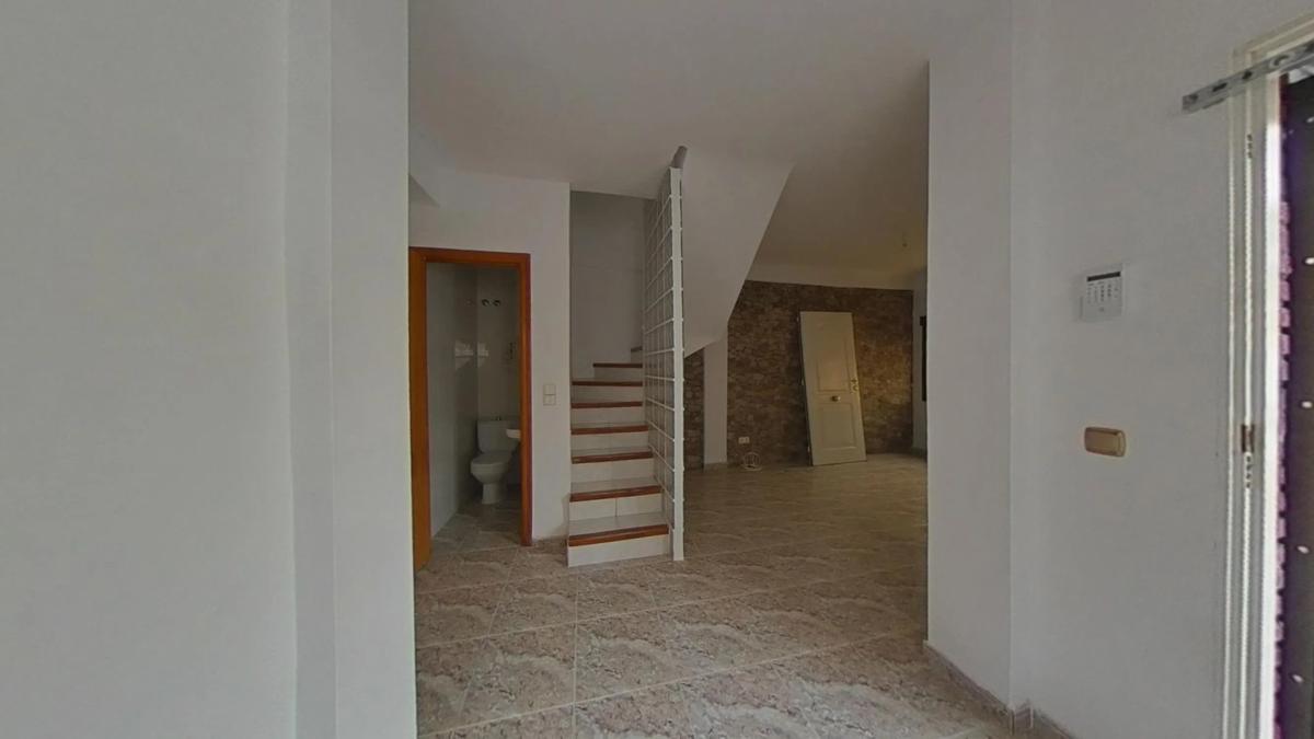 Sale of apartment in Calle Halcón, Torrevieja
 photo 2