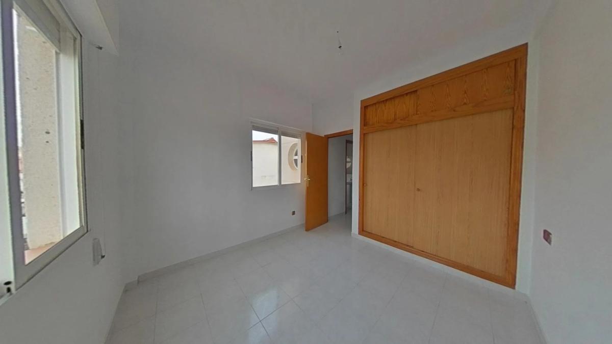 Sale of apartment in Calle Halcón, Torrevieja
 photo 5