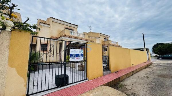 Chalet pareado thumbnail 1