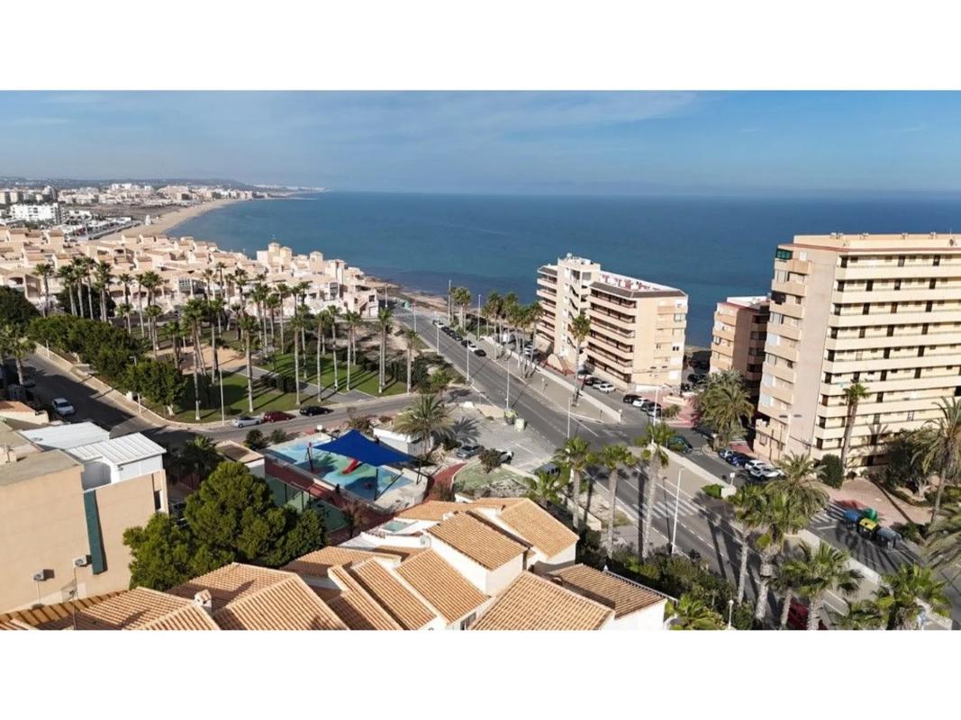 Duplex sale in Vía, Torrevieja photo 2