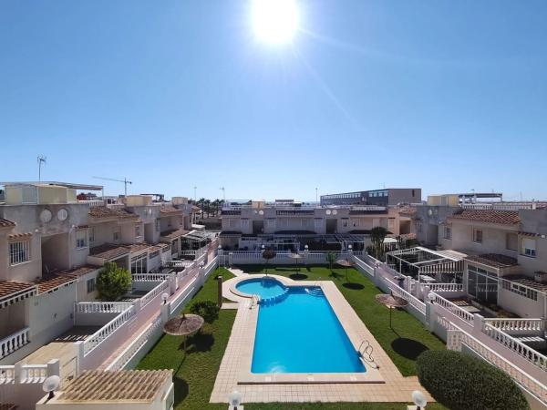Sale of flat in Barrio La Siesta - El Salado - Torreta, Torrevieja
 photo 1