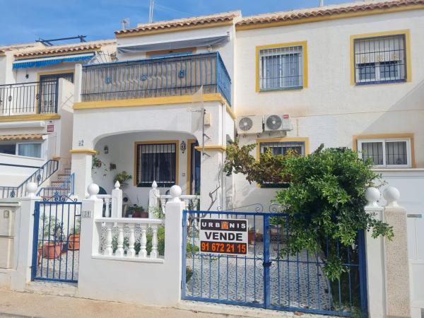 Продажа квартиры на Barrio La Siesta - El Salado - Torreta, Торревьеха
 photo 1