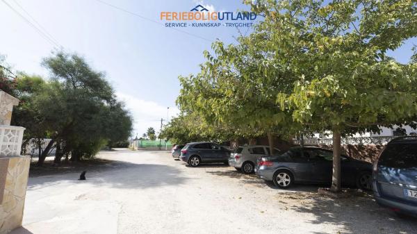 Terraced house for sale at  Calle de las Rosas, 215 , Torrevieja photo 4