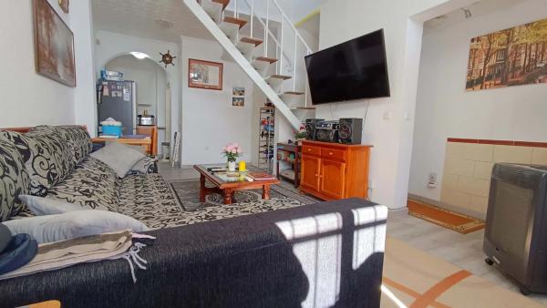 Independent chalet for sale in Barrio La Siesta - El Salado - Torreta, Torrevieja
 photo 2