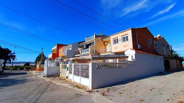 Independent chalet for sale in Barrio La Siesta - El Salado - Torreta, Torrevieja
 photo 4