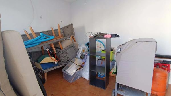 Chalet independiente en venta en Barrio La Siesta - El Salado - Torreta, Torrevieja
 photo 4