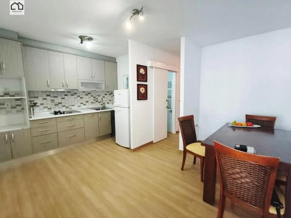 Chalet adosado en venta en  Barrio La Siesta - El Salado - Torreta , Torrevieja photo 4