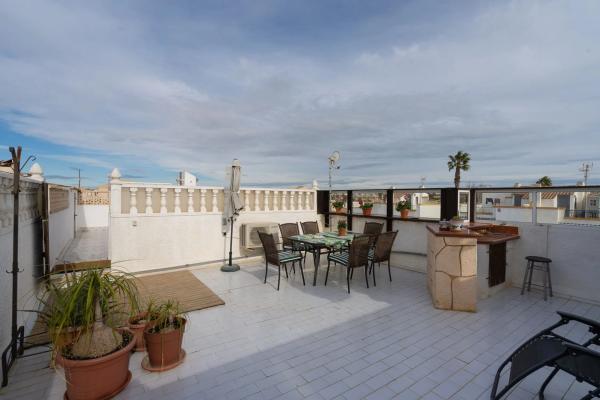 Ático en venta en  Calle Victor Garcia Villalgordo, Torrevieja photo 2