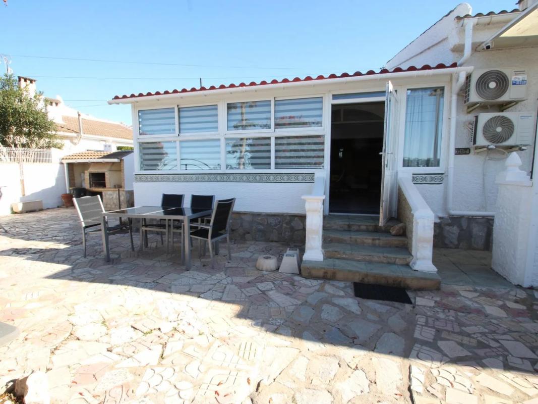 Venta de chalet independiente en Barrio La Siesta - El Salado - Torreta, Torrevieja
photo 1