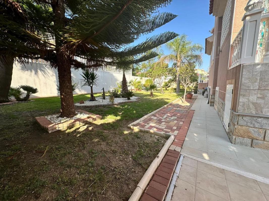 Venta de chalet independiente en Barrio Los Balcones - Los Altos del Edén, Torrevieja
 photo 4
