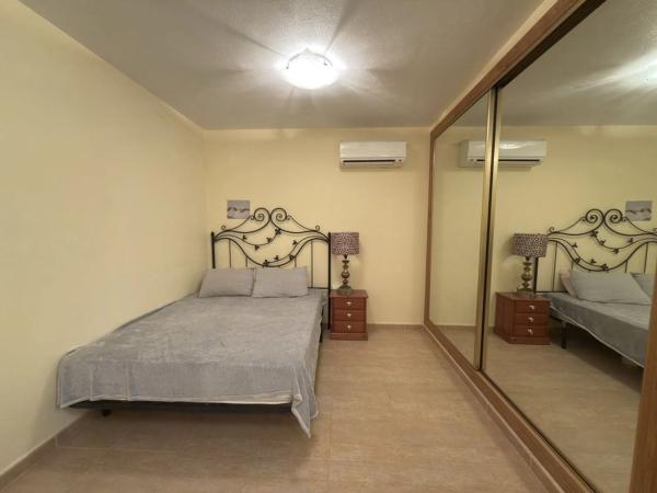 Chalet pareado en calle Pico Maldito s/n photo 1
