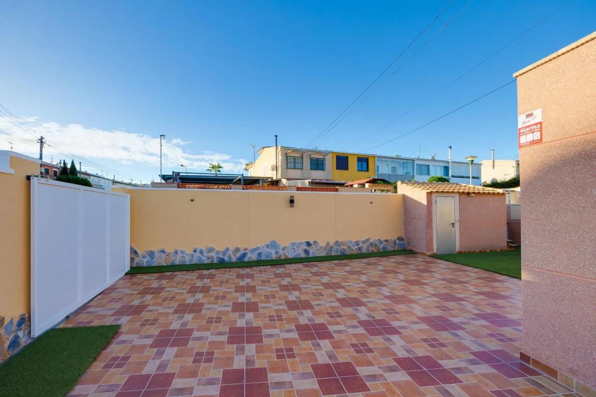 Продажа отдельного шале в Barrio Los Balcones - Los Altos del Edén, Торревьеха photo 2