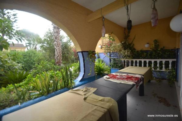 Chalet independiente en venta en Barrio Los Balcones - Los Altos del Edén, Torrevieja
thumbnail 1