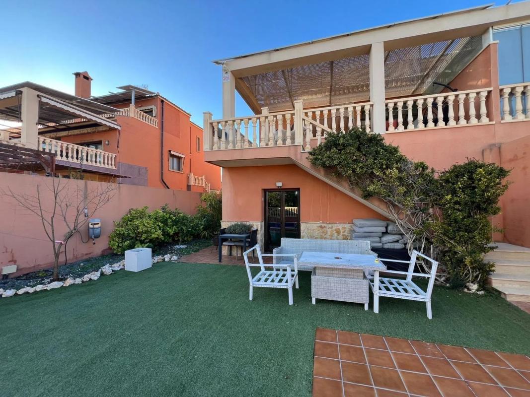 Sprzedaż niezależnego domku jednorodzinnego w Barrio Los Balcones - Los Altos del Edén, Torrevieja photo 1