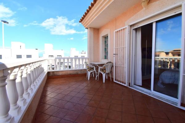 Chalet pareado photo 1