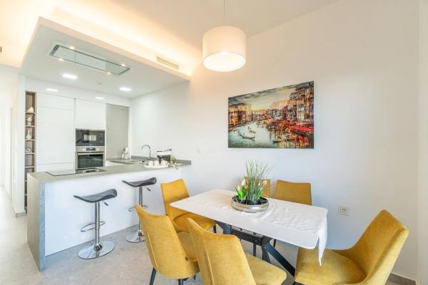 Chalet independiente en venta en Barrio Los Balcones - Los Altos del Edén, Torrevieja
 photo 4