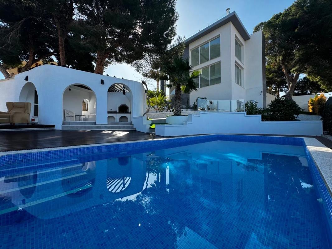 Venta de chalet independiente en Calle Argo Bal s/n, Torrevieja
photo 1
