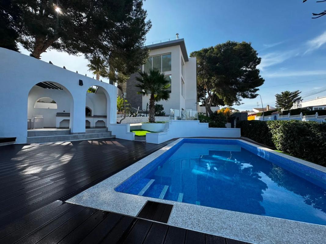 Venta de chalet independiente en Calle Argo Bal s/n, Torrevieja
photo 5