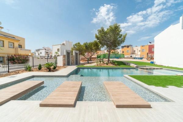 Sale of flat in Barrio Los Balcones - Los Altos del Edén, Torrevieja
 photo 2