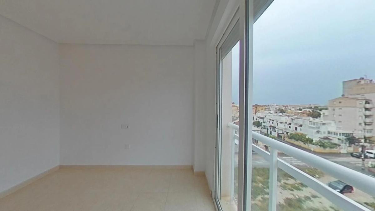 Sprzedaż mieszkania w Calle Santa Petra, Torrevieja
photo 4