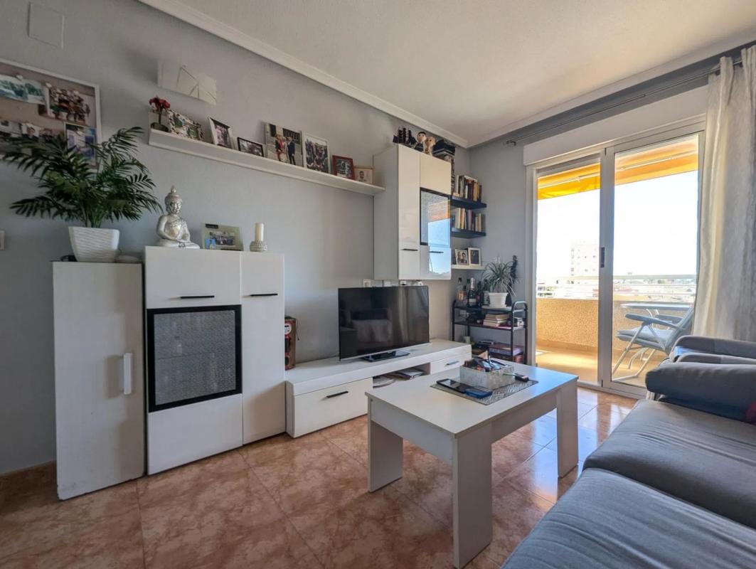 Sprzedaż mieszkania w Calle Joven Pura, 73, Torrevieja
 photo 2