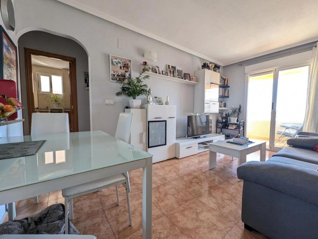 Sprzedaż mieszkania w Calle Joven Pura, 73, Torrevieja
 photo 3