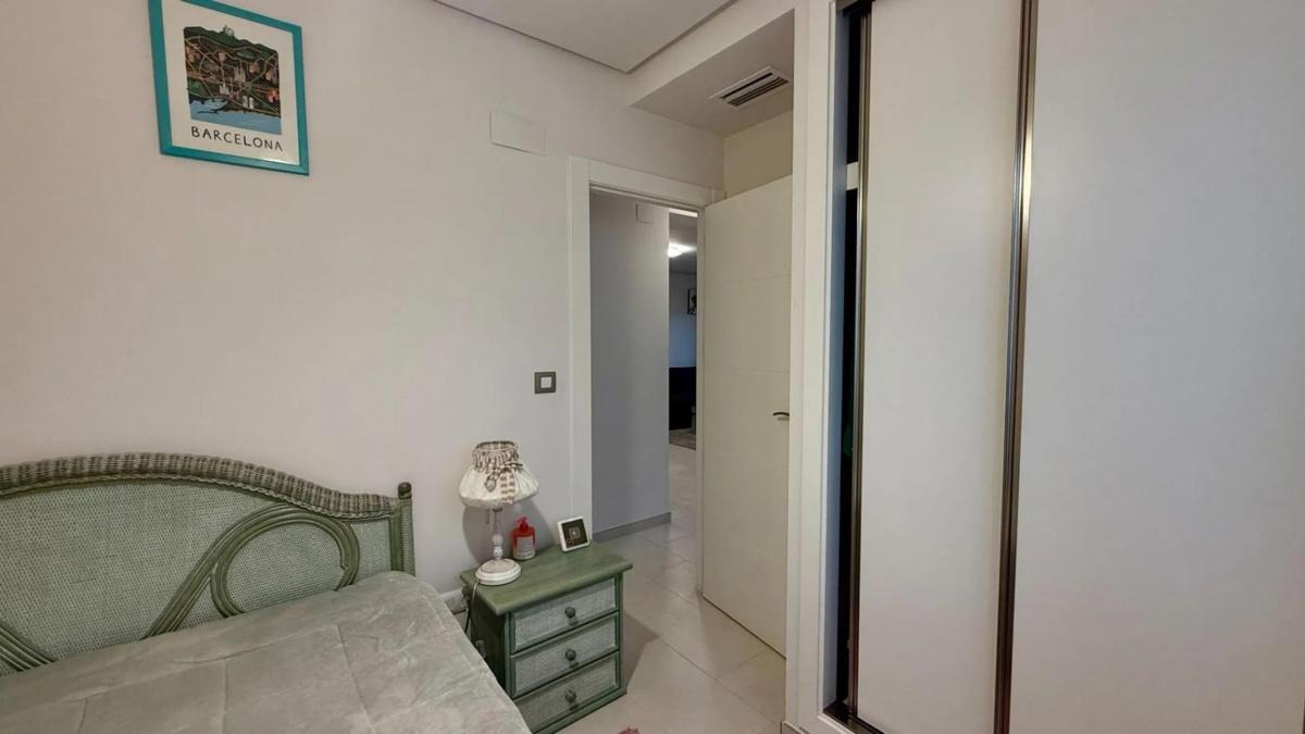 Sprzedaż szeregowego domku w Barrio Aguas Nuevas , Torrevieja photo 2