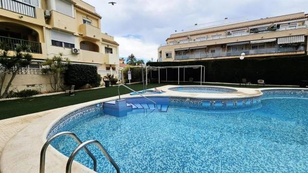 Venta de piso en Calle Marcelina, Torrevieja
 photo 3