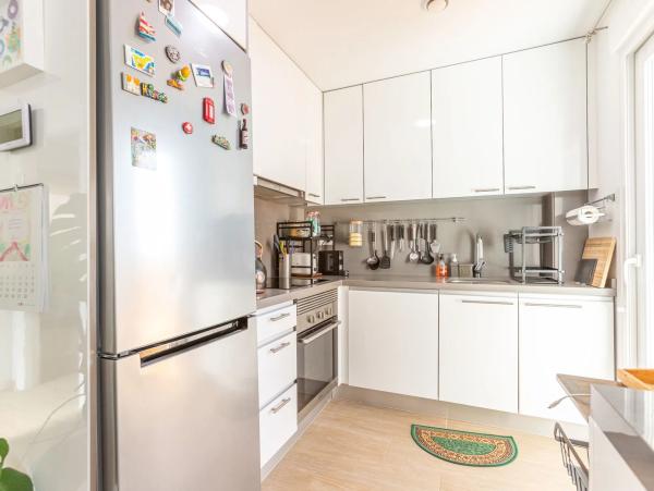 Venta de piso en CL SANTA PETRA, 40, Torrevieja
 photo 1