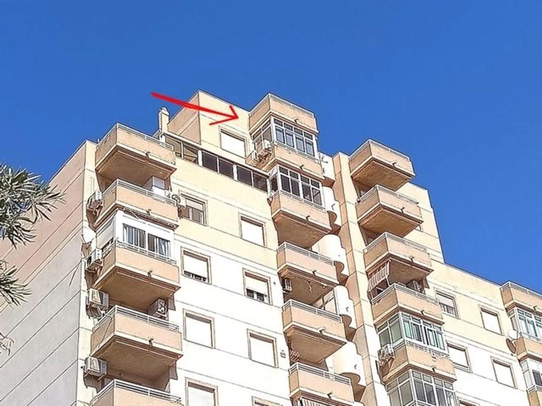 Venta de ático en Calle Joven Pura, 71, Torrevieja photo 2