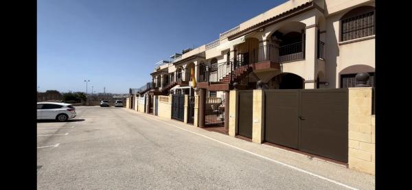 Sale of flat in Calle silvia Martinez Santiago, 6, Torrevieja
 photo 2