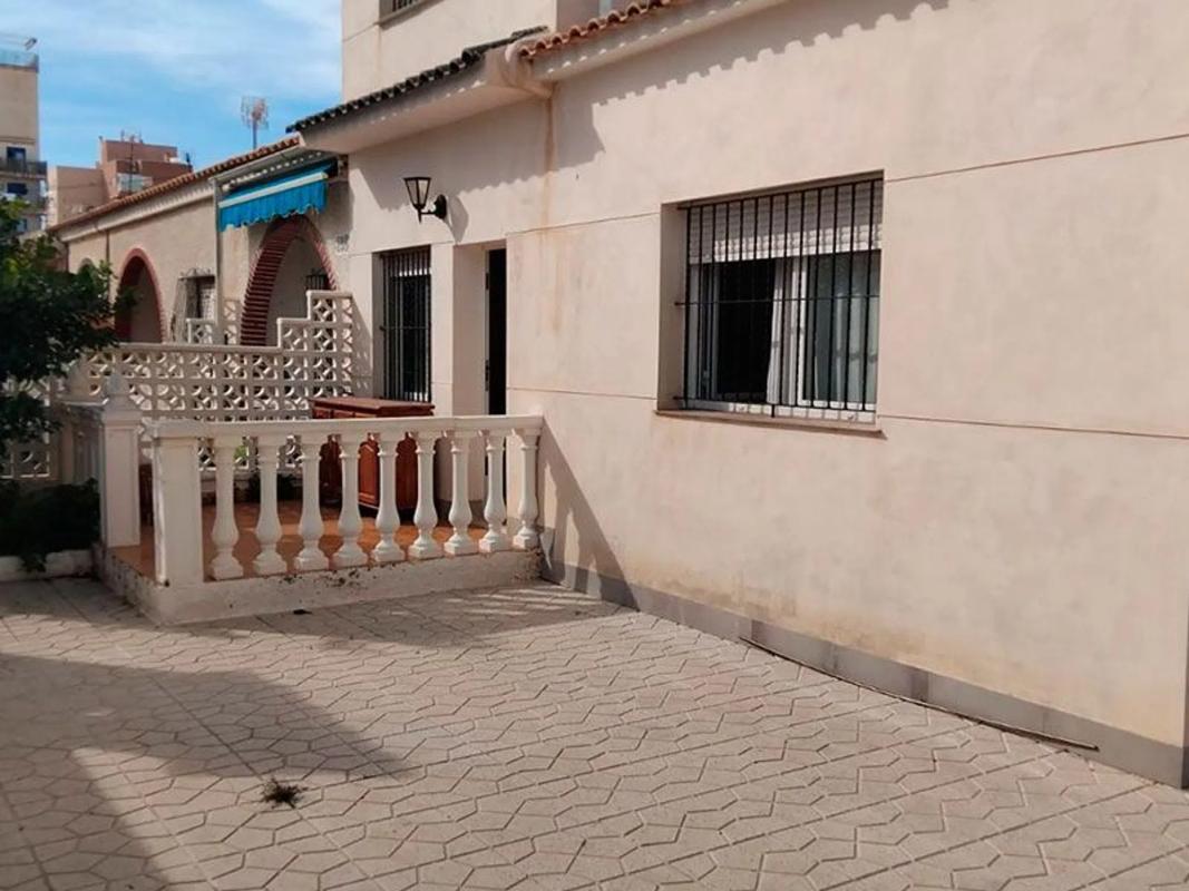 Venta de chalet independiente en Calle Marcelina s/n, Torrevieja
photo 5