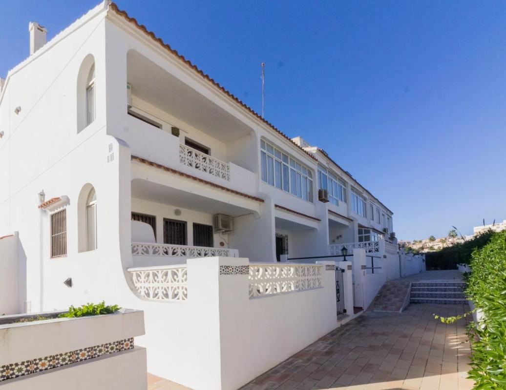 Sprzedaż szeregowego domku w Barrio Torreblanca , Torrevieja photo 2