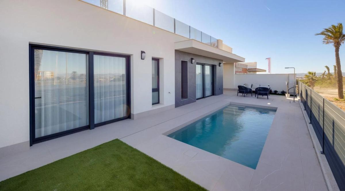 Venta de chalet independiente en Barrio Parque Acuático - Sector 25, Torrevieja
 photo 3