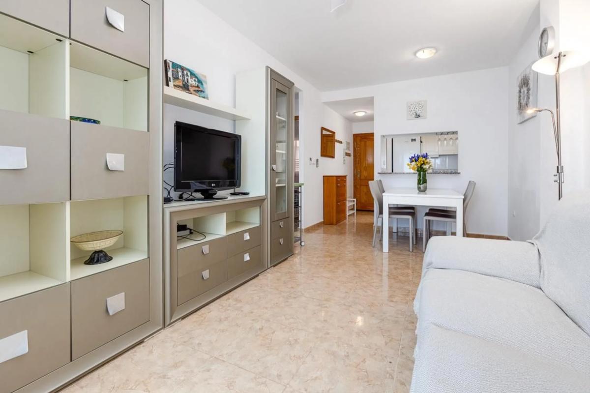 Venta de piso en Calle Helena, 2, Torrevieja
photo 2